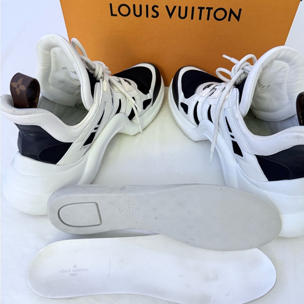 Louis Vuitton Navy and White Athletic Shoes - Picture 7 of 7